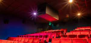 PAMcinema - Kinoinstallation; Prohjektorenbox
