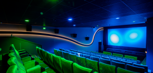 PAMcinema - Kinoinstallation; Wandbeleuchtung Deckenbeleuchtung